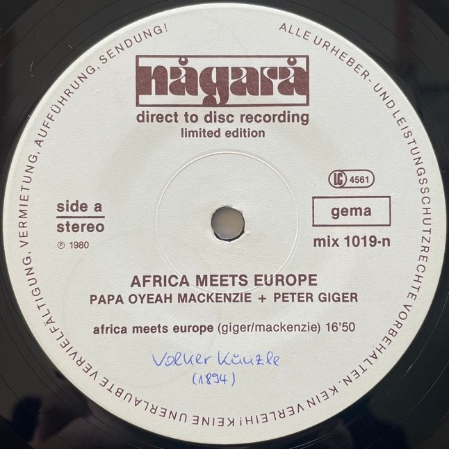 PAPA OYEAH MACKENZIE & PETER GIGER / AFRICA MEETS EUROPE - German Nagara Original
