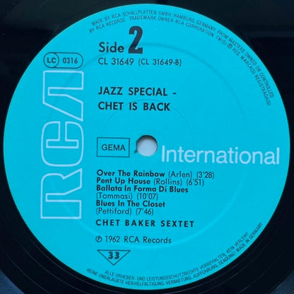 CHET BAKER / CHET IS BACK